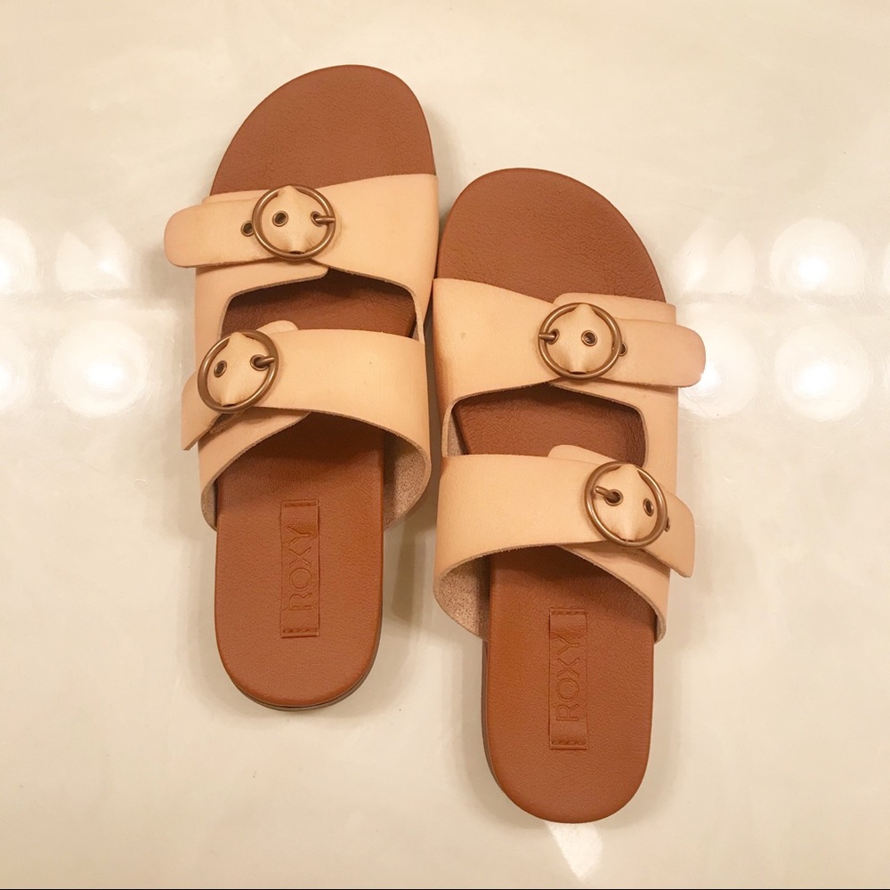 Roxy Neena Sandals with Buckle in Blush Tan Size 7